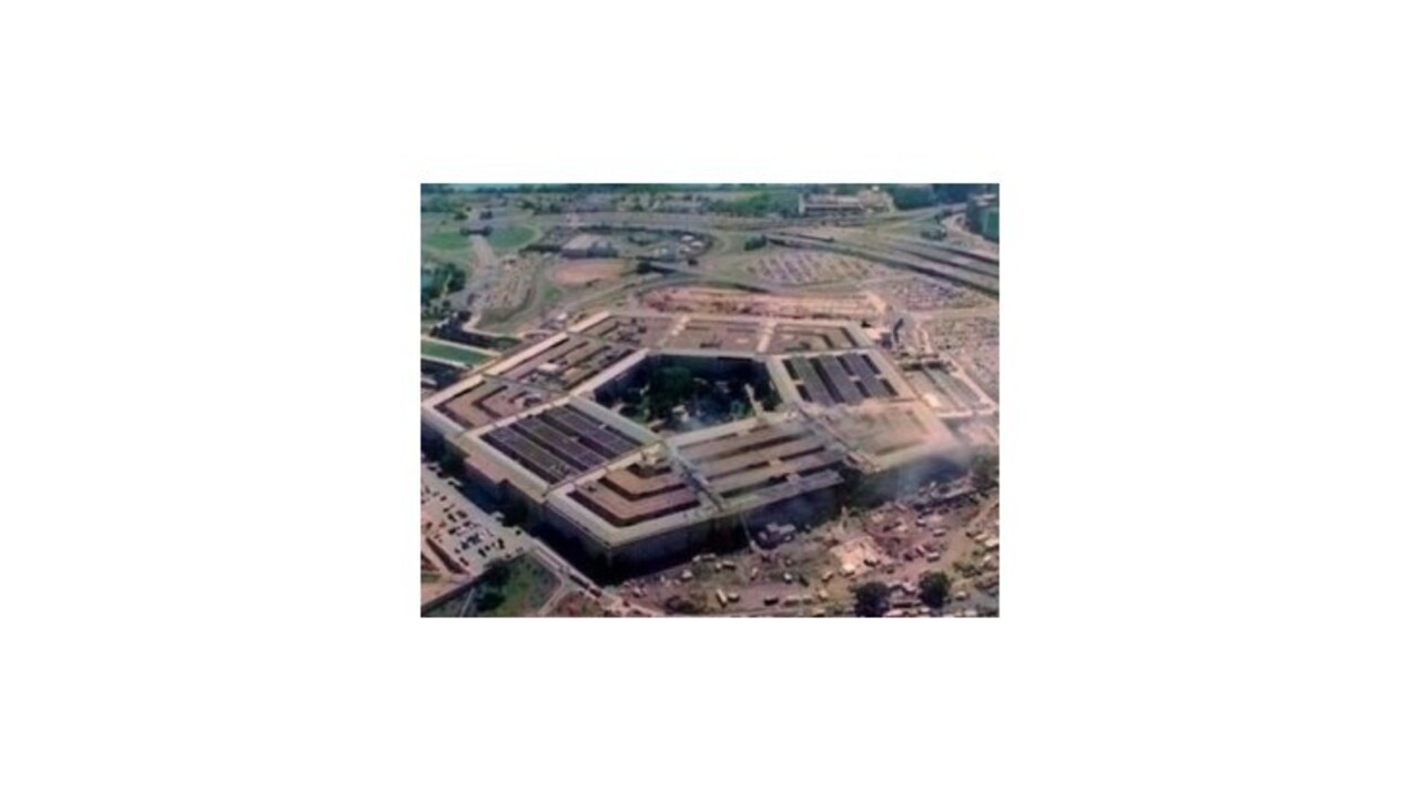 Muž sa priznal k plánu zaútočiť na Pentagon modelom lietadla