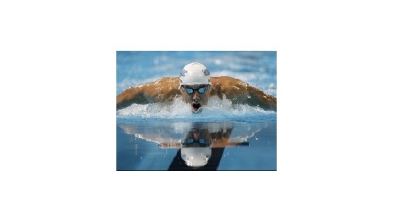 Lochte aj Phelps na dlhej polohovke do finále