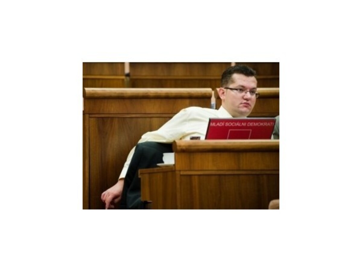 Kolesík by mal po škandále končiť na čele mladých ľavičiarov