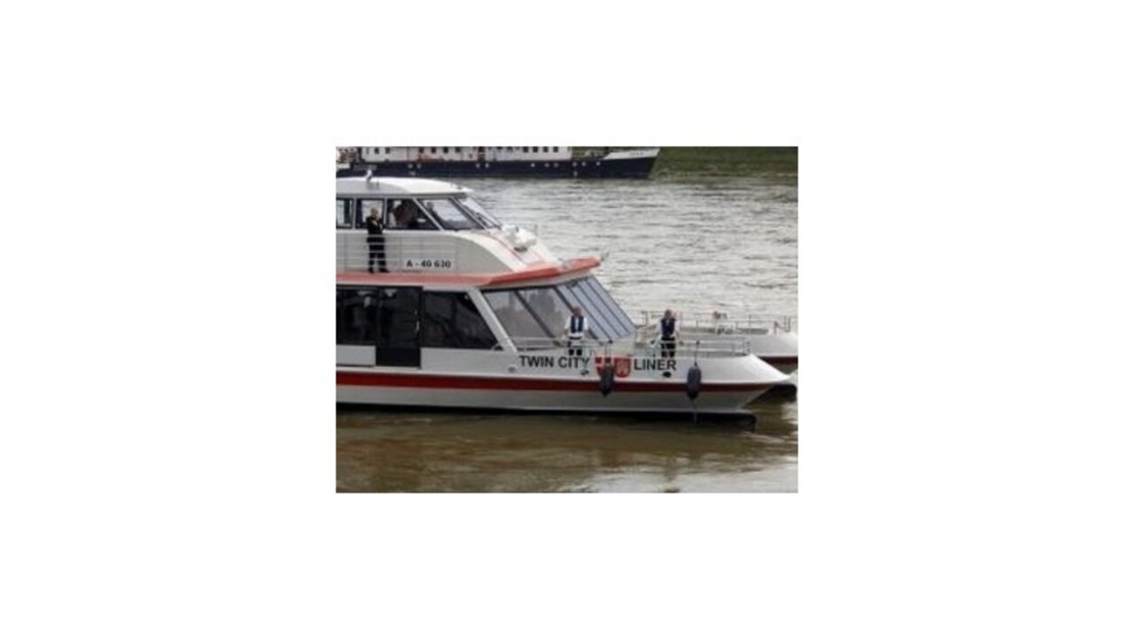 Vo Viedni havaroval katamarán Twin City Liner