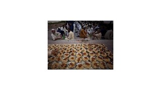 Moslimovia sa pripravujú na koniec posvätného mesiaca ramadán