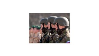 Slovenská armáda stojí nad priepasťou