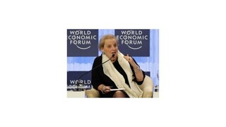 Madeleine Albrightová skupuje kľúčové podniky v Kosove