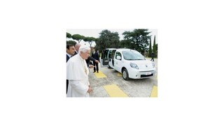 Pápež Benedikt XVI. má nový elektromobil