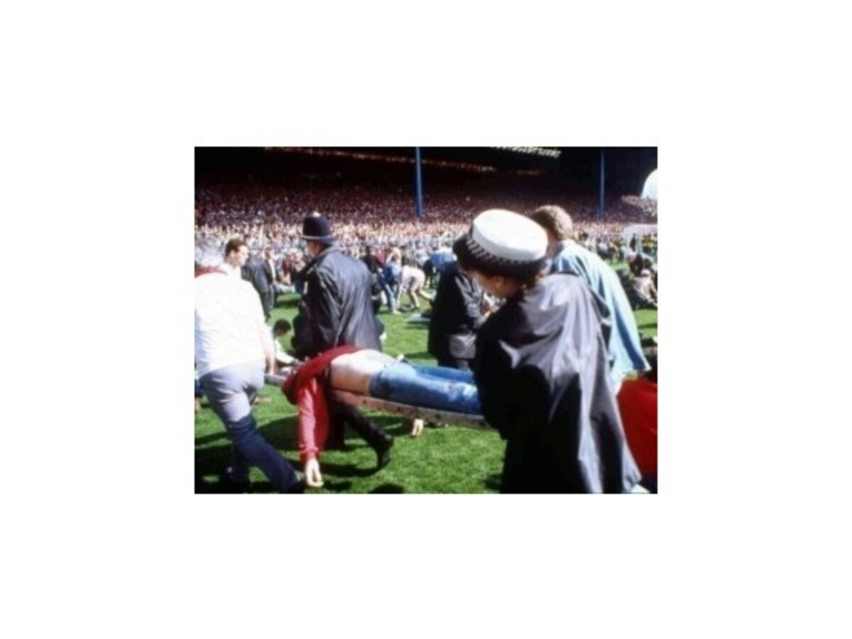 Rodiny obetí z Hillsborough žiadajú nové vyšetrovanie