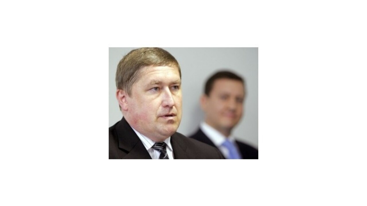 Šéfprokurátor mal získať PhD. v odbore, ktorému sa nevenoval