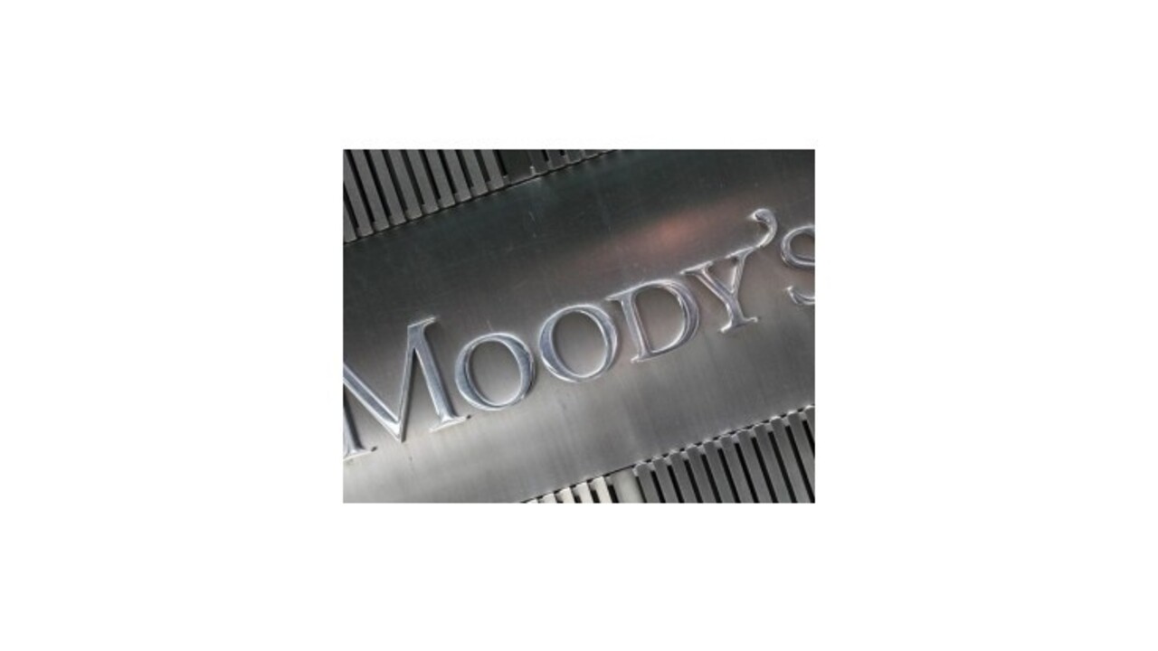Moody’s znížila ratingy štyrom španielskym bankám