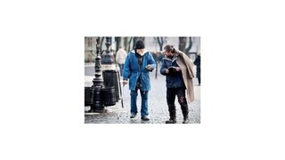 Bratislava na všadeprítomných žobrákov nemá riešenie