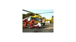 Pri nehode na pretekoch v Česku boli vážne zranení 2 diváci