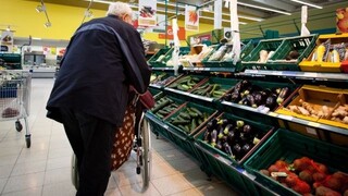 Obchodníci sú spokojní. Potravinové reťazce sa na nedostatok zákazníkov nesťažujú