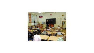 Časti učiteľských odborov by zvýšenie platov nestačilo