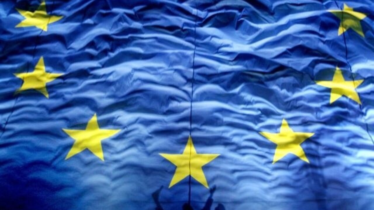 Európska únia EÚ vlajka (SITA)