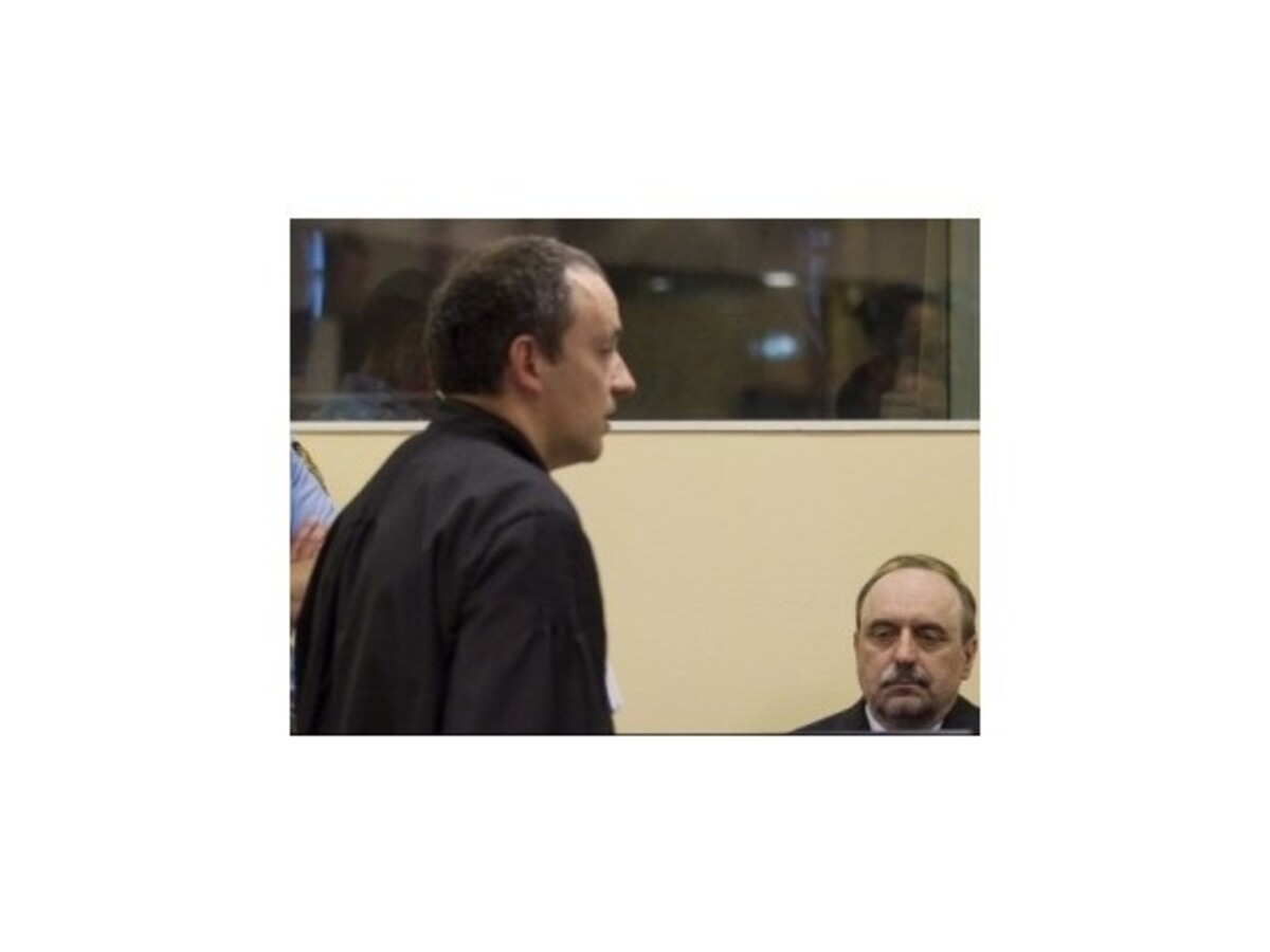 Začína sa proces s Hadžičom