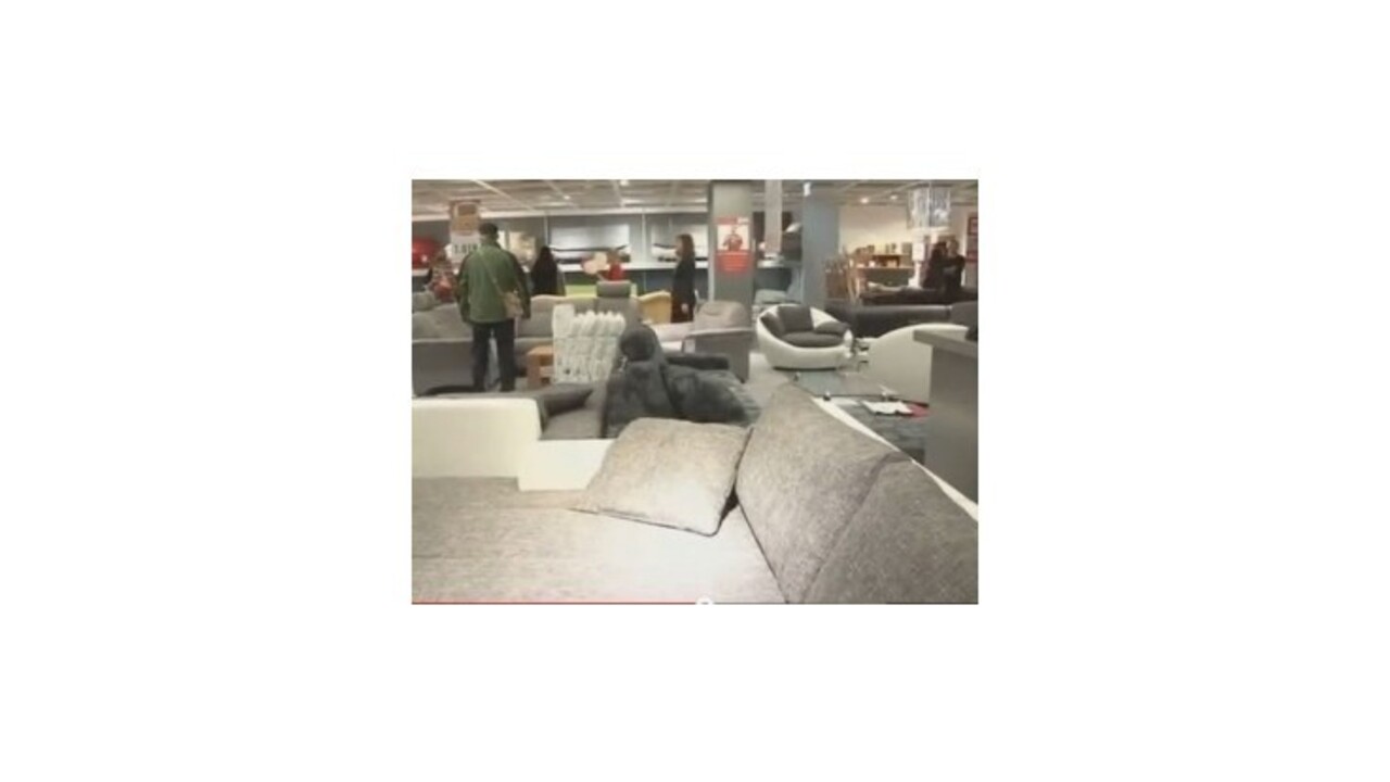 V Banskej Bystrici otvorili nový obchodný dom s nábytkom