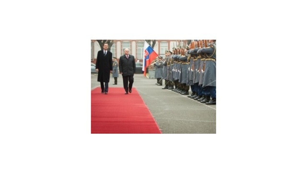 Glváč: Vo vojenskej oblasti musíme s Maďarskom spolupracovať