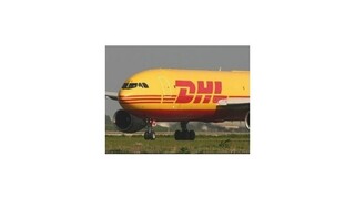 Poškodené lietadlo presunuli na dlhodobé stojisko