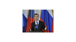 Medvedev nevylúčil návrat do Kremľa