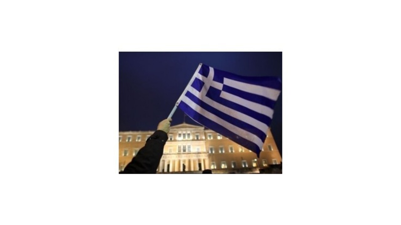 Zníženie gréckeho dlhu musia odobriť tri parlamenty