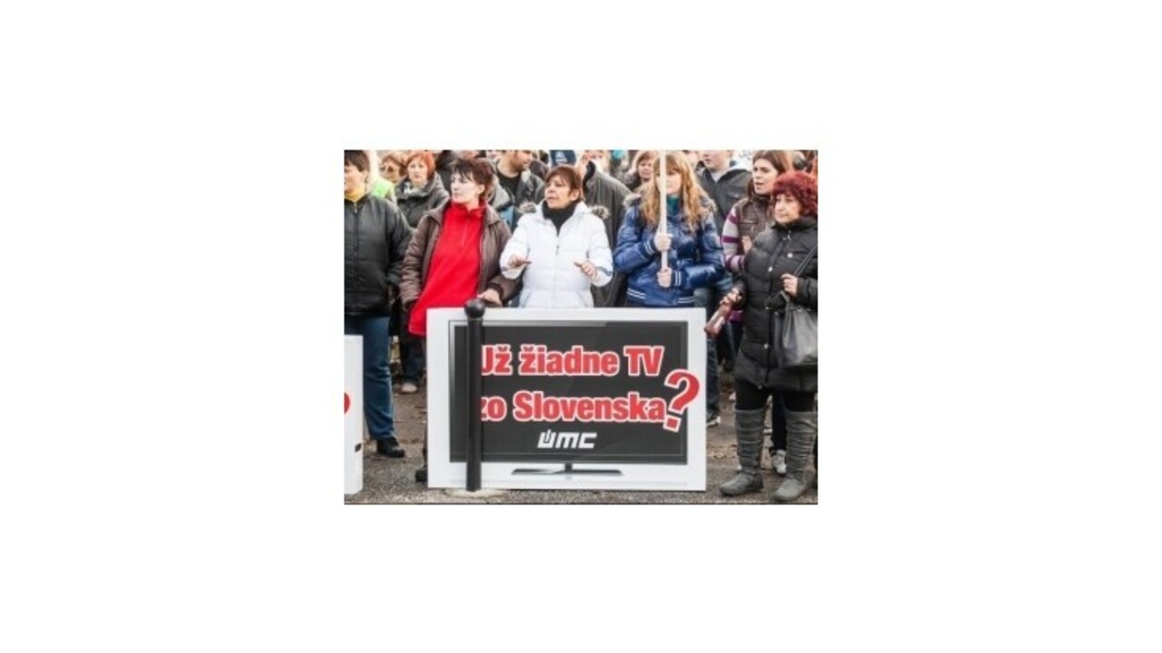 Zamestnanci UMC protestovali pred Úradom vlády proti stimulom