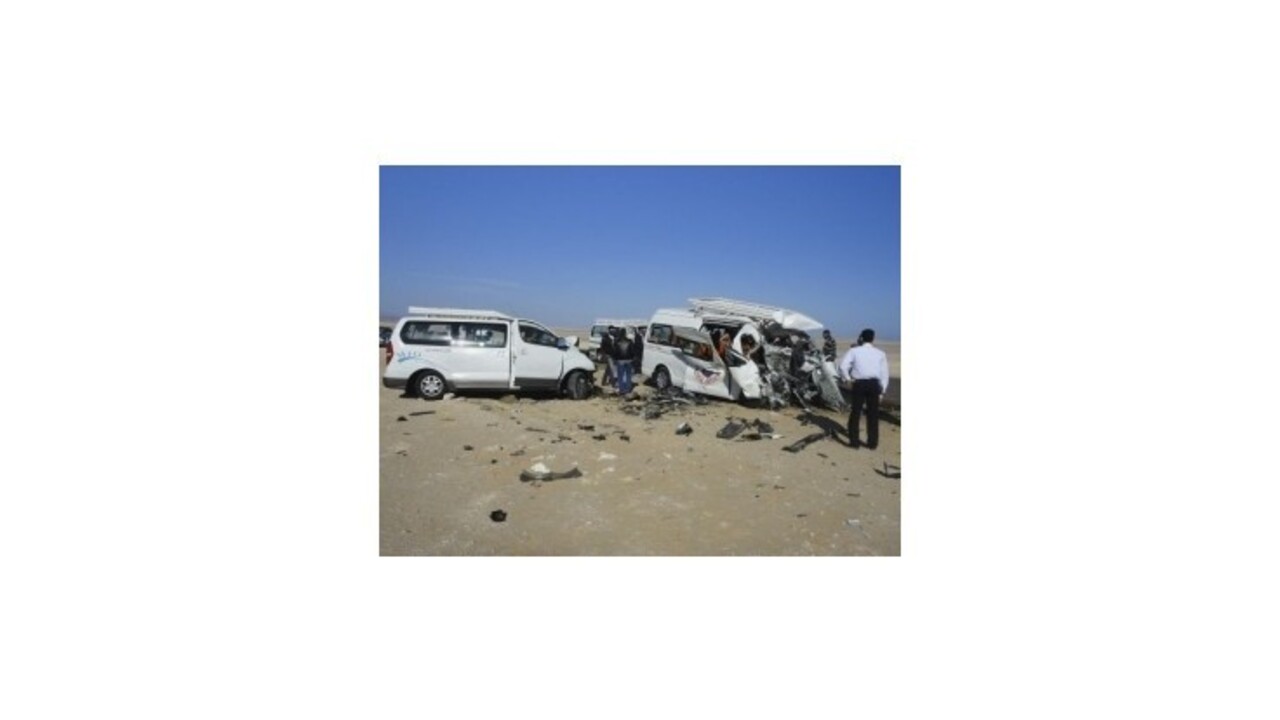 Piati nemeckí turisti zahynuli pri zrážke autobusov  v Egypte