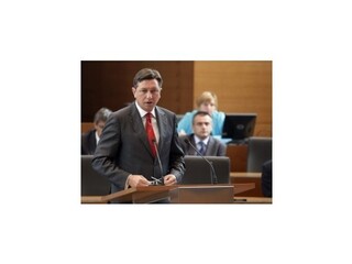 Slovinsko sa snaží vyhnúť sa žiadosti o finančnú pomoc