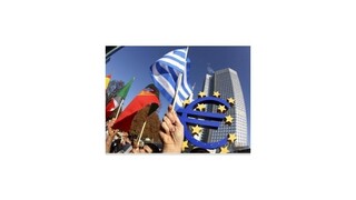 EÚ: Grécko viac zdaní firmy a nadpriemerne zarábajúcich