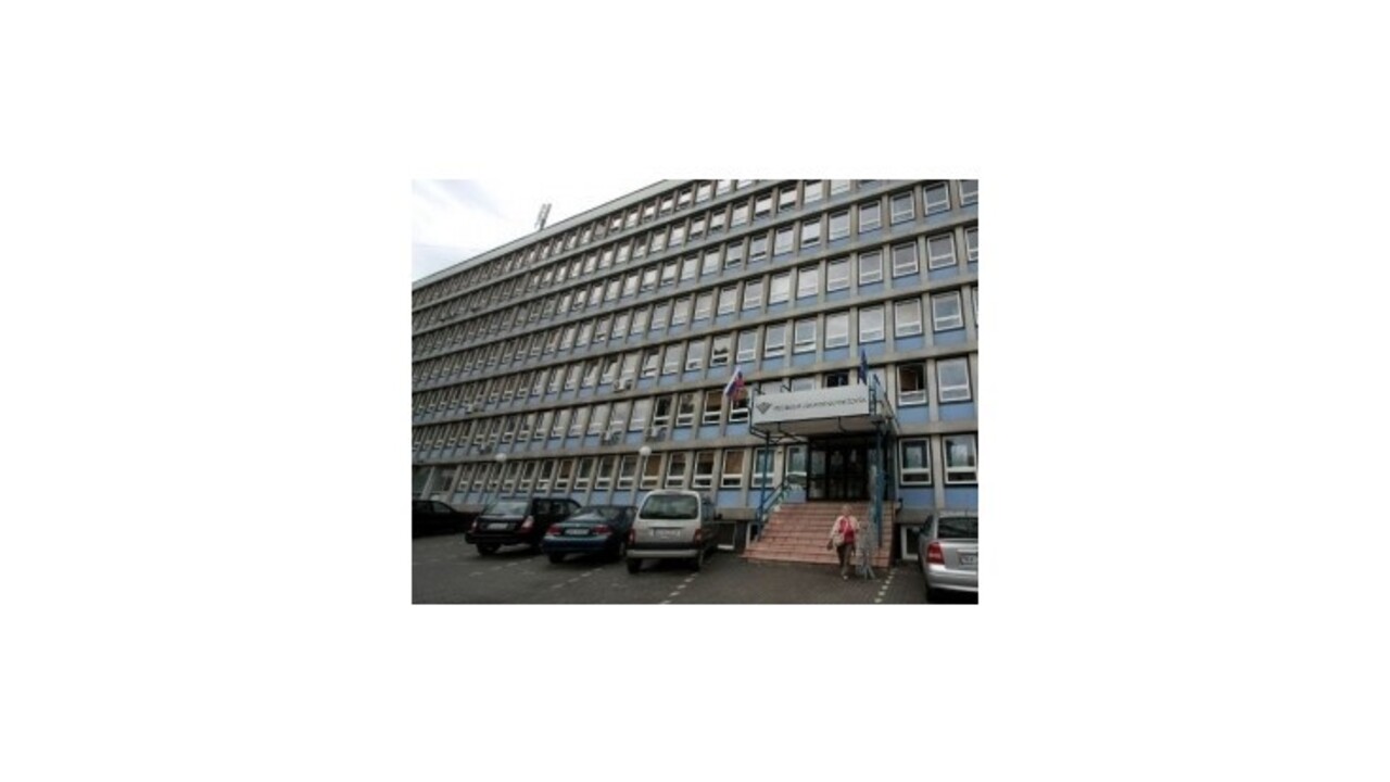 Poisťovne: Účet vlády rastie, mala by prehodnotiť vyvlastnenie