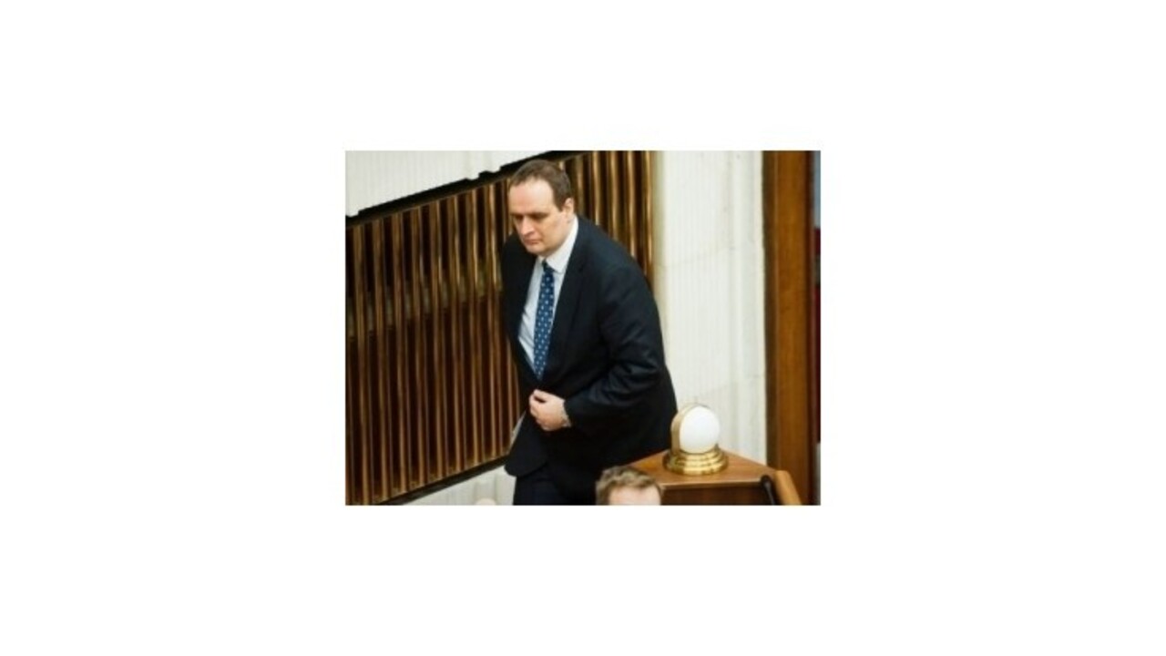 Frešo chce od Fica správu o škodách po arbitráži