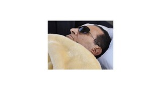 Mubarak utrpel po páde zranenie hlavy