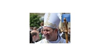 KBS: Bezák by sa mal ospravedlniť Svätému otcovi