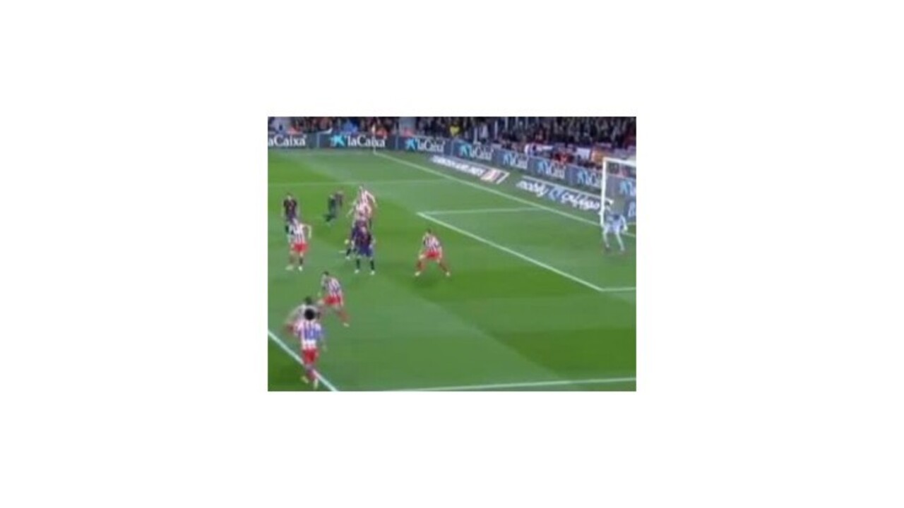 Kouč Atletica Simeone po prehre s Barcelonou: "Hrajú vlastnú ligu"