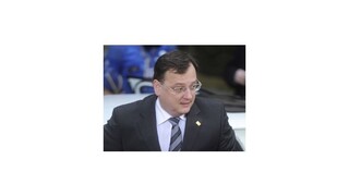 Nečas chce zachovať koalíciu s Peake