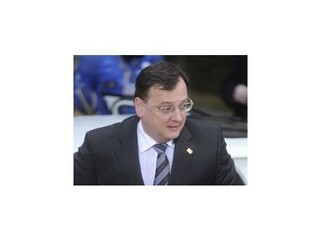Nečas chce zachovať koalíciu s Peake