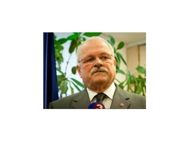 Gašparovič: Cinkotovi nepomôže ani petícia, ani to, že je herec