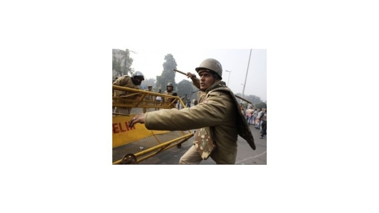 V Indii aj napriek zákazu pokračujú demonštrácie proti násiliu na ženách