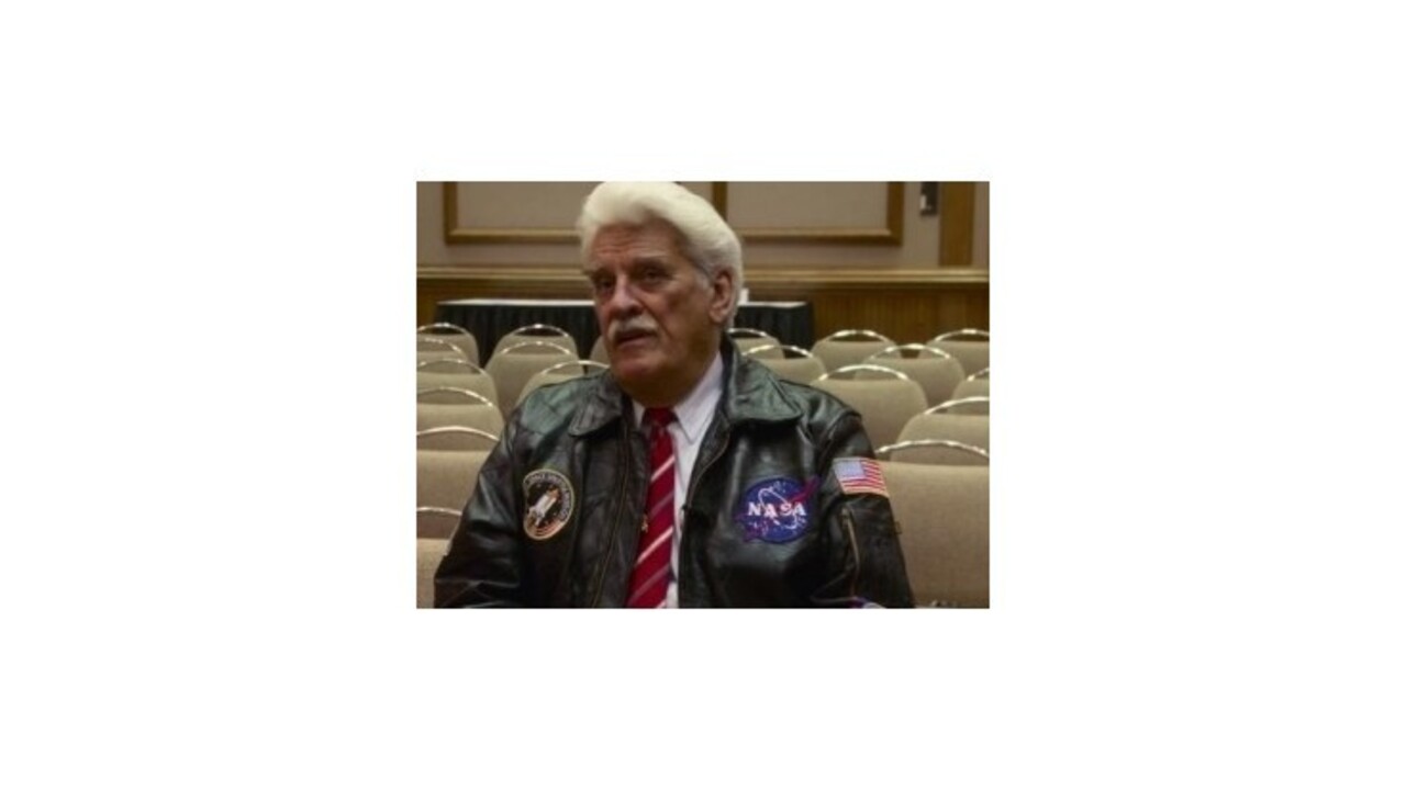 Zomrel inžinier, ktorý dopravil Armstronga na mesiac