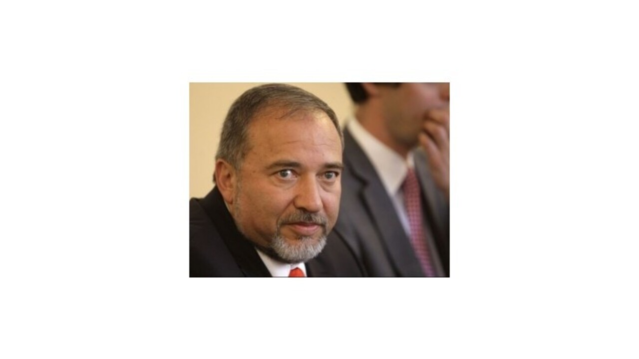 Izraelská prokuratúra predložila obžalobu voči exministrovi Liebermanovi