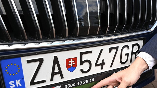 Zmena v evidenčných číslach vozidiel. Od nového roka z nich zmiznú skratky okresov