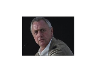 Legendárny Cruyff ukončil trénerskú kariéru