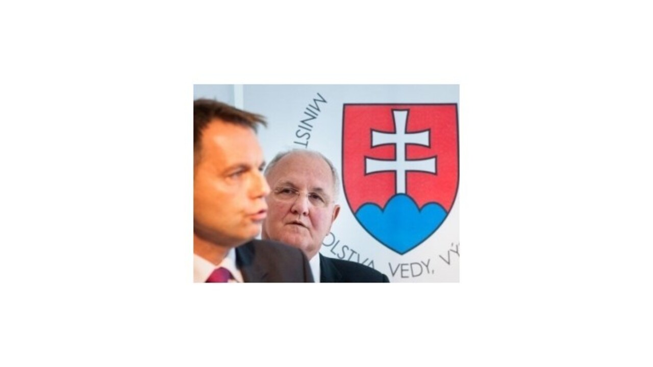 Čaplovič chce aby učitelia do roku 2016 zarábali 1,2 násobok priemernej mzdy