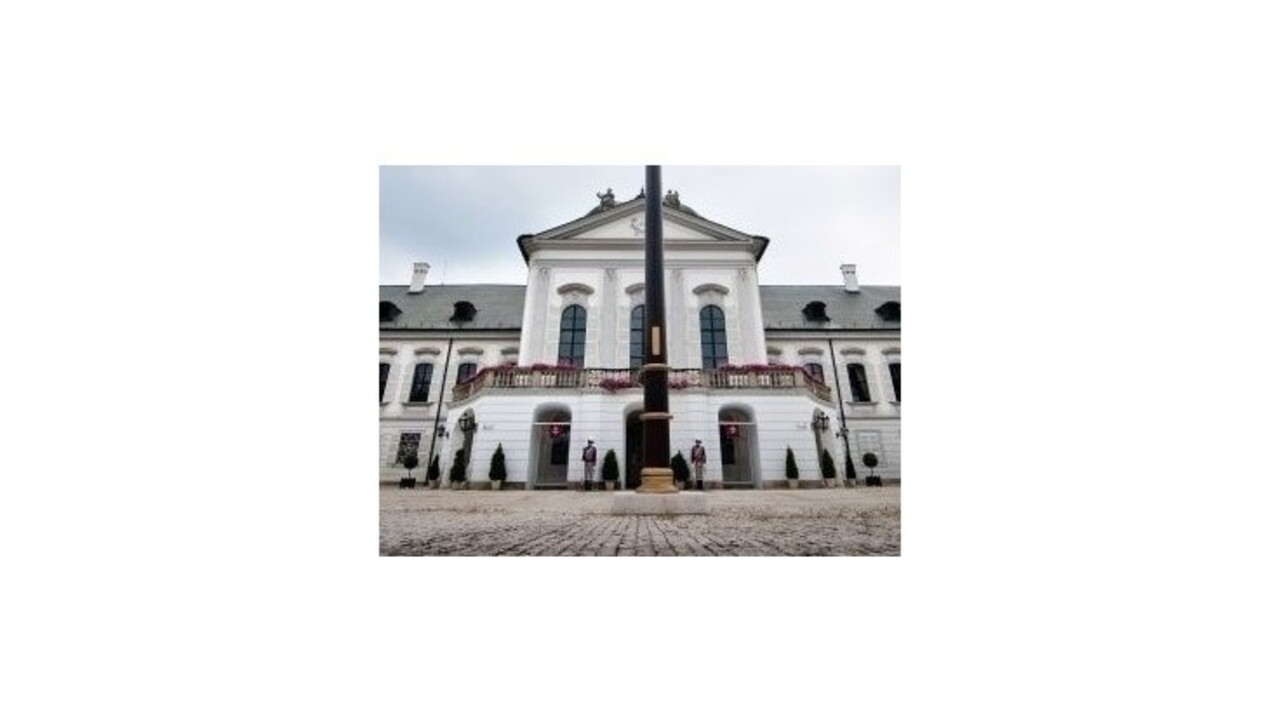 Prezident: Nie je dôvod vysvetľovať rozhodnutie o Čentéšovi