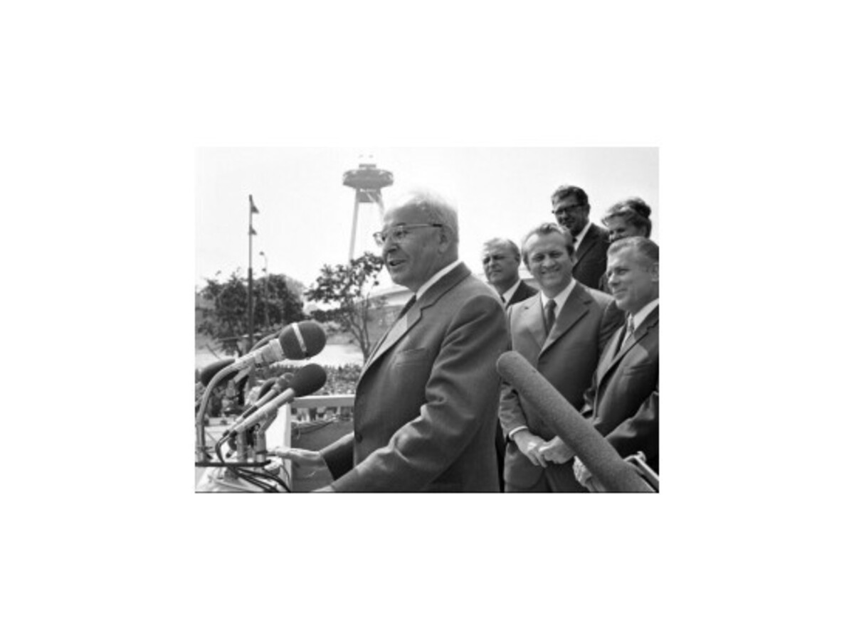 Historik: Husák pomohol Havlovi do funkcie prezidenta