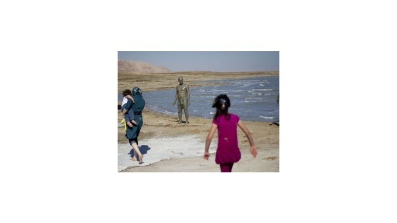 Prepoja vysychajúce Mŕtve more s Červeným morom?