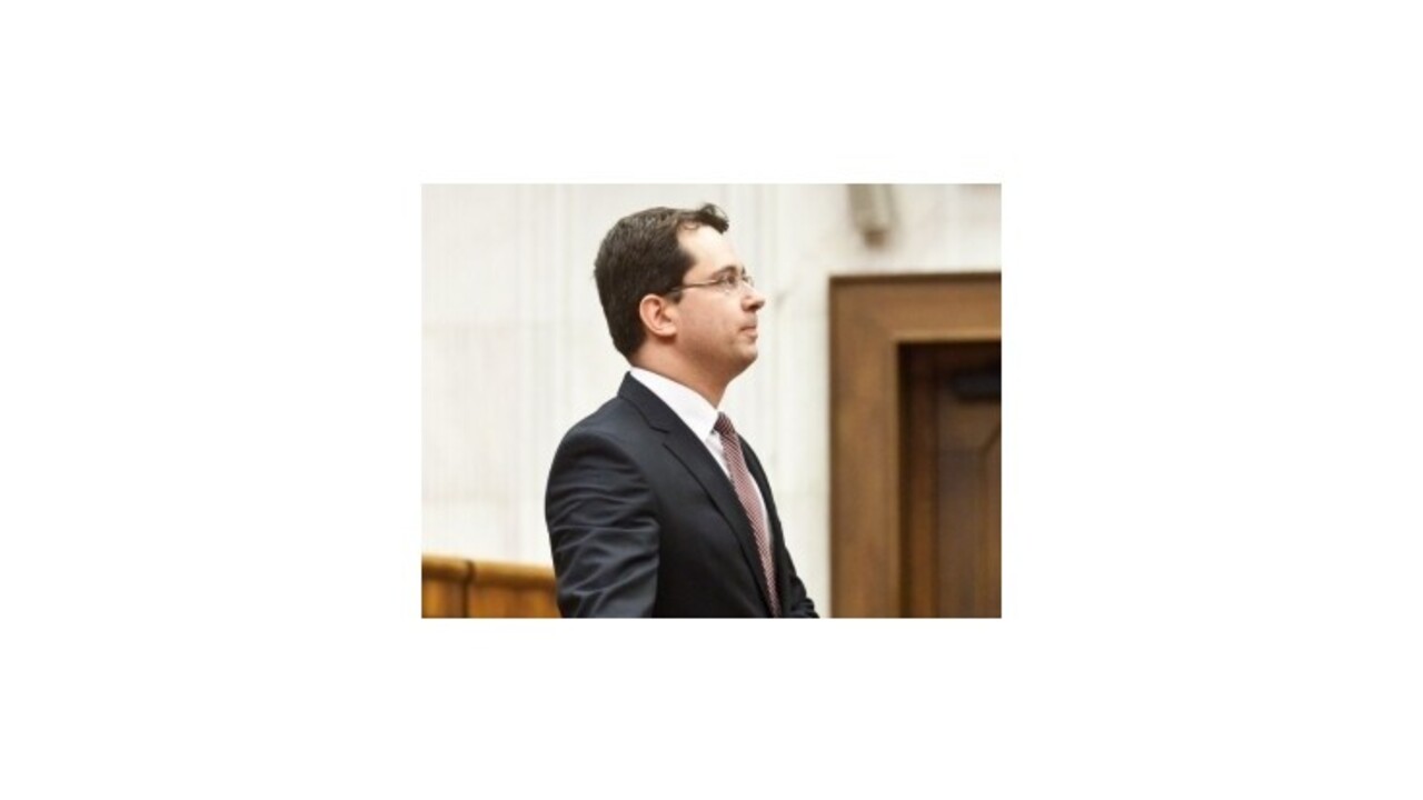 Smer chce umožniť prokurátorom nazerať do spisov