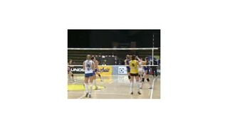 Volejbalistky Doprastavu mrzí prázdna hala