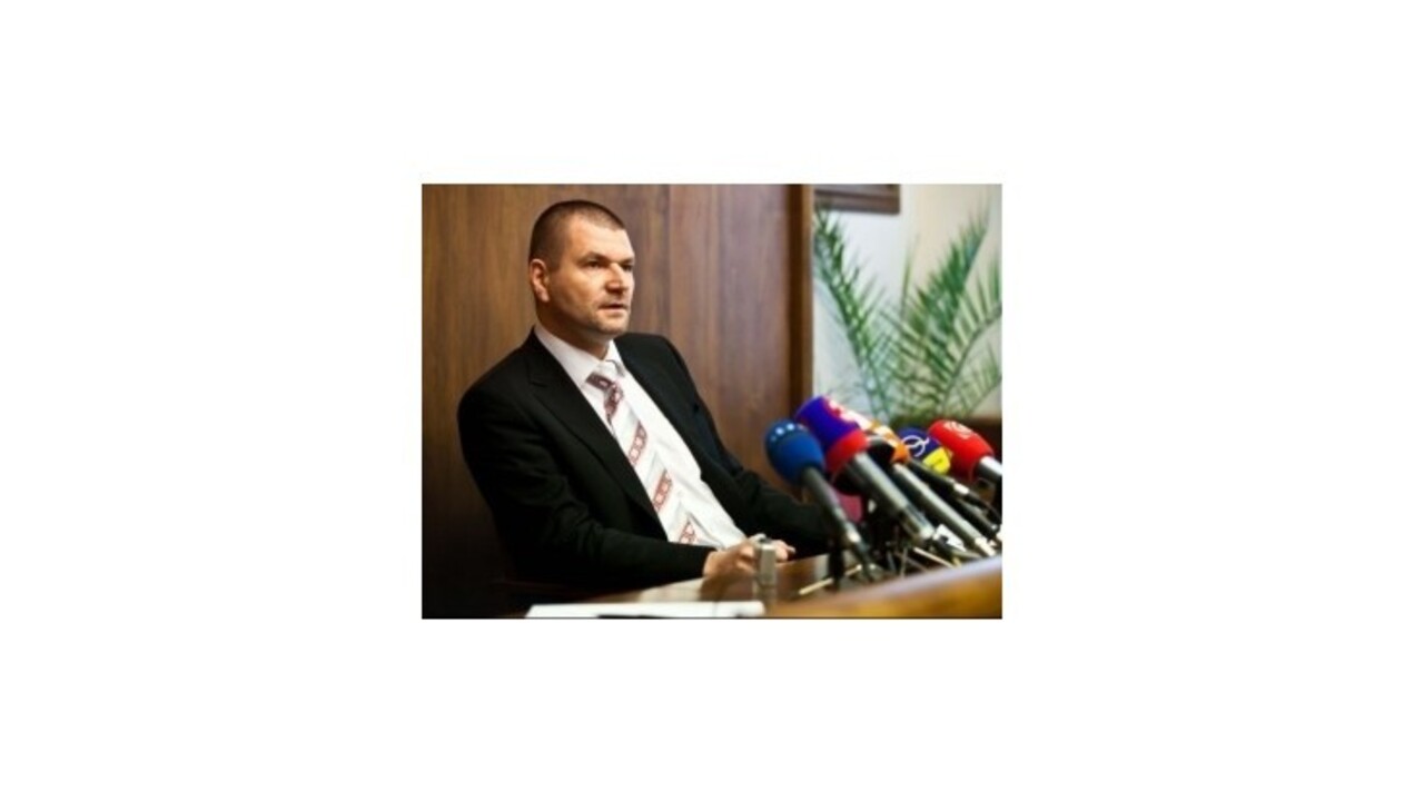 Štefanovove informácie o odpočúvaní desiatok poslancov sa nepotvrdili