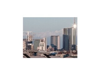 Mrakodrapmi v Miláne otriaslo zemetrasenie