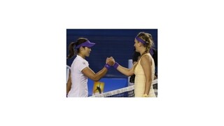 Azarenková obhájila titul, zostáva jednotkou