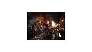 V brazílskom nočnom klube zhoreli stovky ľudí