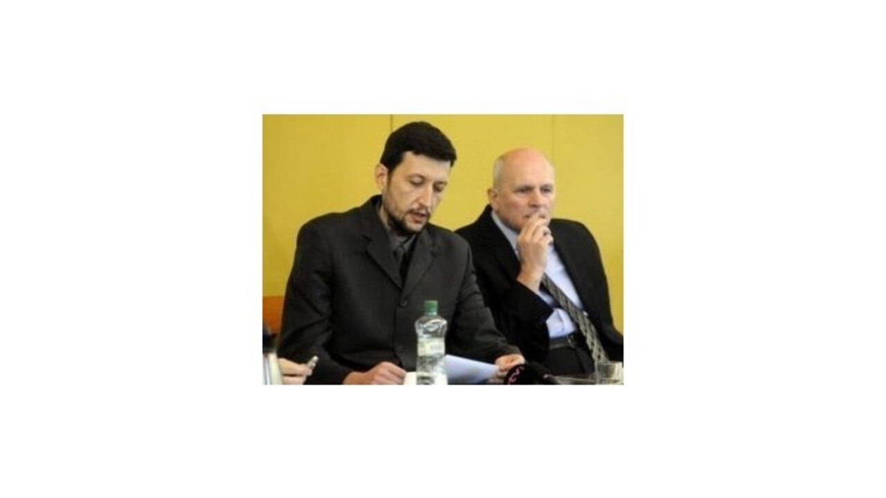 Šéfa ÚPN opäť nezvolili, Smer nepodporil Mikloška